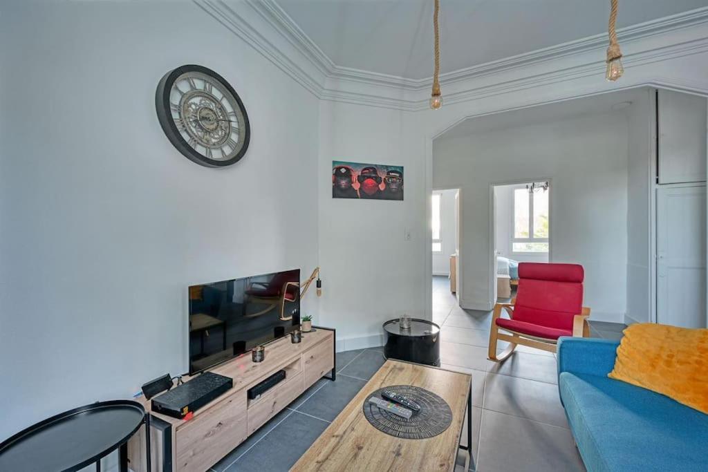 The Rooftop - Ac Clim - Wi-Fi - Parking Gratuit Dans La Rue Avignon Ngoại thất bức ảnh