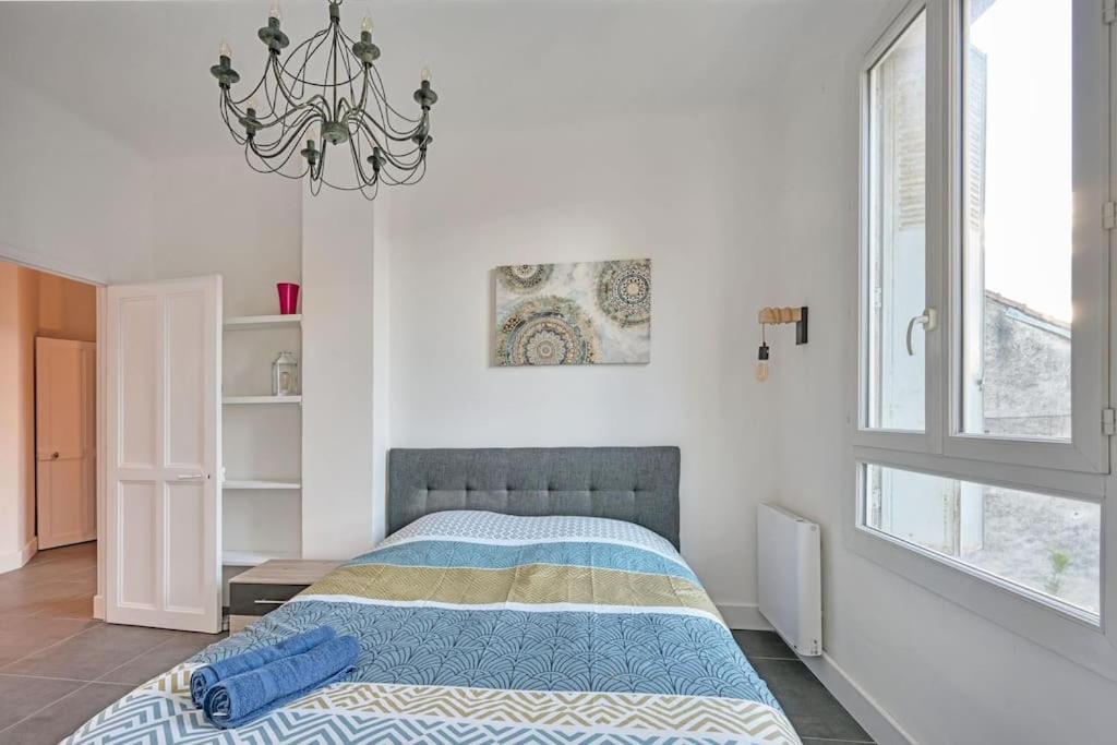 The Rooftop - Ac Clim - Wi-Fi - Parking Gratuit Dans La Rue Avignon Ngoại thất bức ảnh