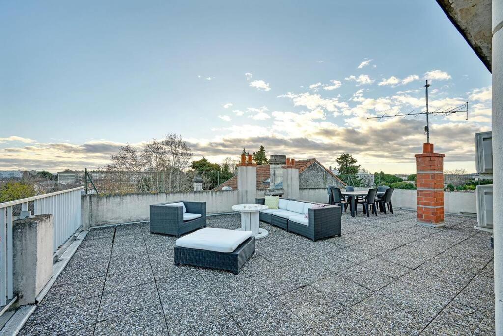 The Rooftop - Ac Clim - Wi-Fi - Parking Gratuit Dans La Rue Avignon Ngoại thất bức ảnh